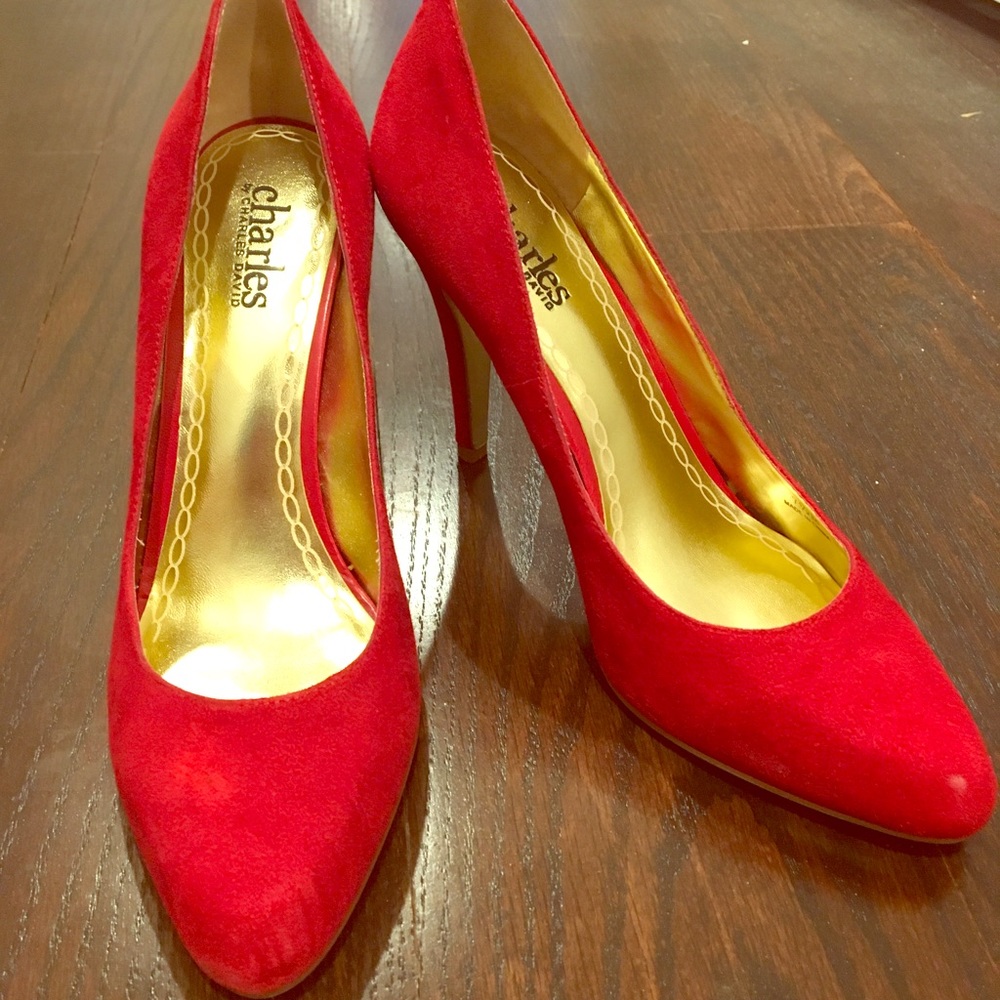 Charles David Red Pumps
